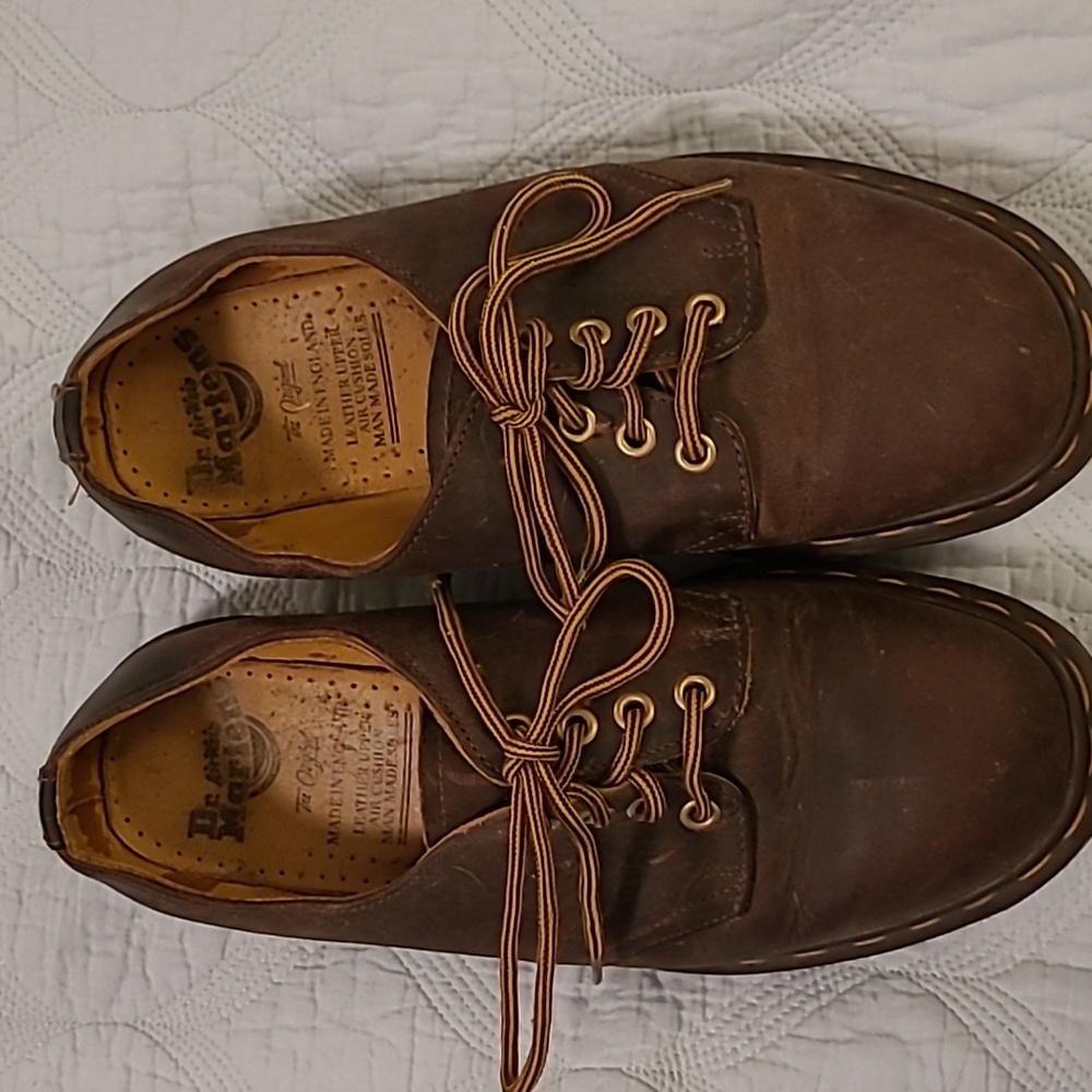 brown doc marten oxfords